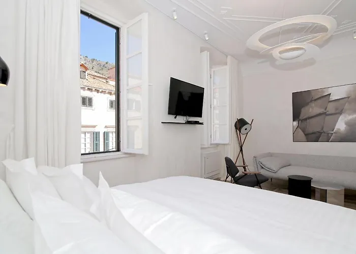 게스트하우스 5db 4*